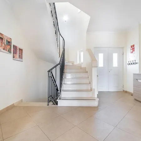Casa Da Praceta By Hellovacations Вілла Албуфейра